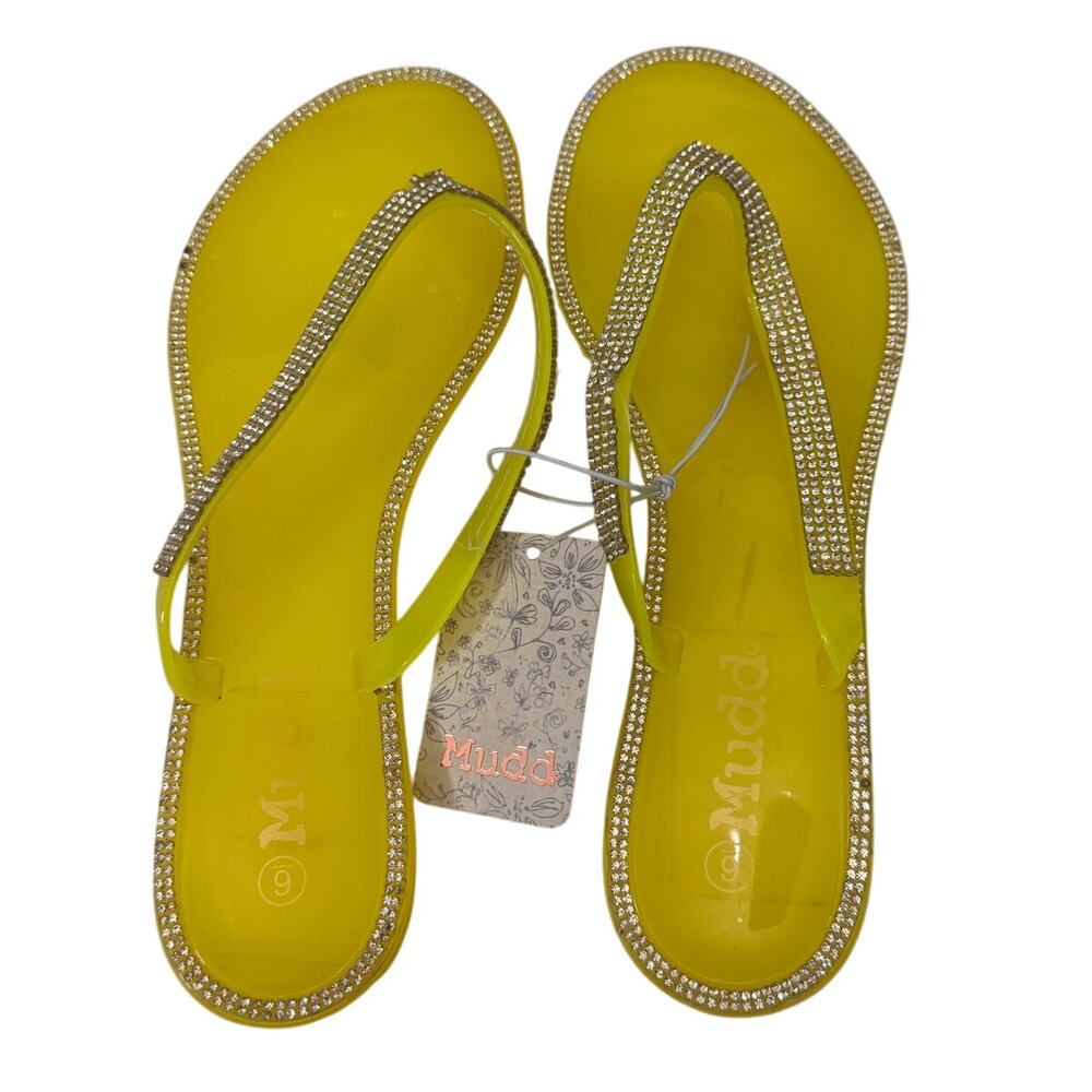 New MUDD Women’s Yellow Rhinestone Papaya Beach Flip Flops Size 6 - Picture 3 of 4
